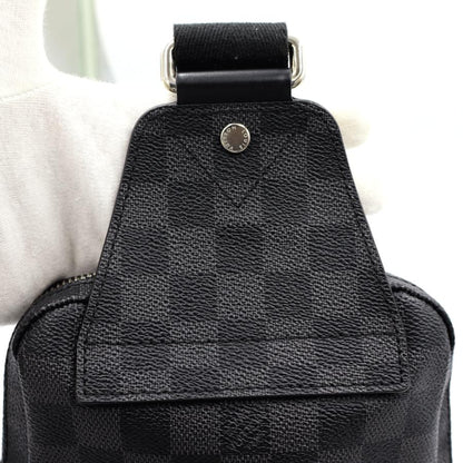 ルイヴィトン（LOUIS VUITTON)　ダミエグラフィット　アヴェニュースリングバッグ　Ｎ41719　ボディバッグ　メンズ（中古）