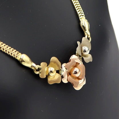 750デザインネックレス「バラ」　ネックレス長さ40cm　重量9.03ｇ　レディース（中古）