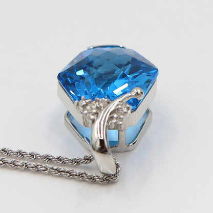 K18WGブルートパーズネックレス　BT25.88ct　ネック長さ:約40cm　重量10.20ｇ(石の重量を含む)　レディース(中古)