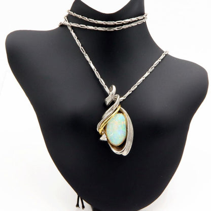 Pt850/Pt900/K18オパールペンダントネックレス　OP3.84ct　ネックレス長さ49cm　重量17.64ｇ(石の重量含む)（中古）