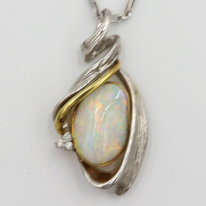 Pt850/Pt900/K18オパールペンダントネックレス　OP3.84ct　ネックレス長さ49cm　重量17.64ｇ(石の重量含む)（中古）