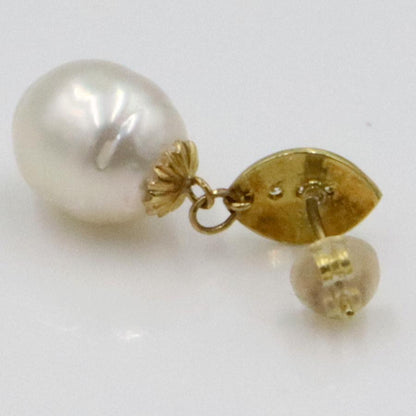 K18南洋真珠ダイヤモンドピアス　D0.045ct　D0.045ct　重量5.64ｇ(両耳合計) （中古）