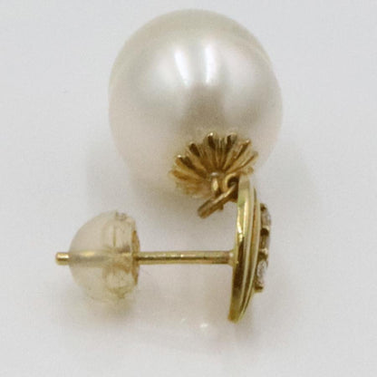 K18南洋真珠ダイヤモンドピアス　D0.045ct　D0.045ct　重量5.64ｇ(両耳合計) （中古）