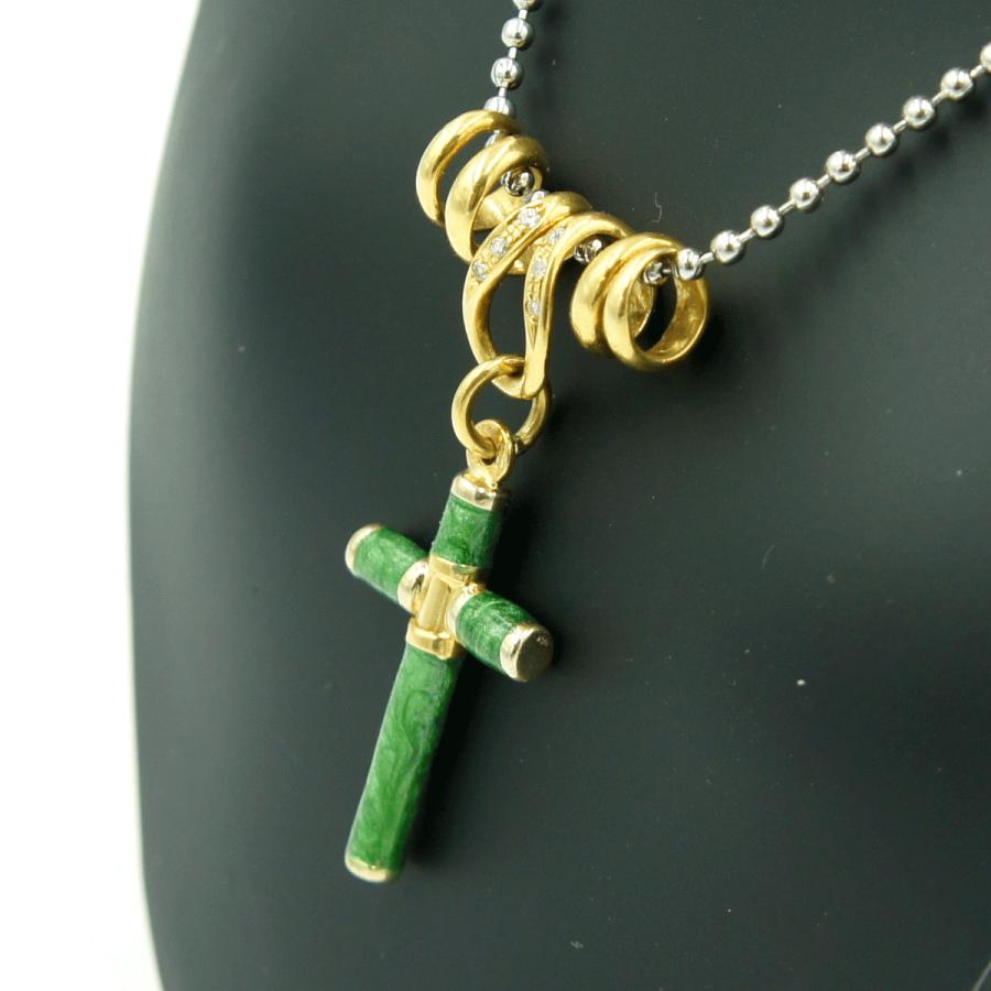 ウノアエレ(UNOAERRE)　750エナメルダイヤモンドペンダントトップ　重量5.82ｇ(石の重量含む)　レディース（中古）