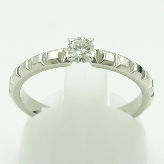 ブシュロン(BOUCHERON)　PT950クルドパリダイヤリング　リングサイズ 56(17号)　重量5.11ｇ(石の重量含む) 　レディース（中古）