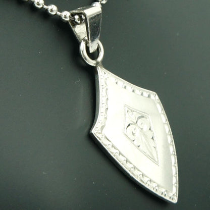 Pm900ペンダントトップ　重量9.53ｇ　プラチナ　レディース（中古）