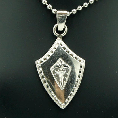 Pm900ペンダントトップ　重量9.53ｇ　プラチナ　レディース（中古）