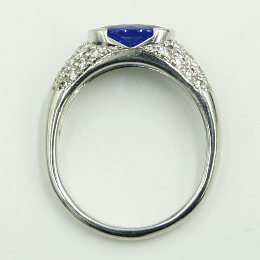 Pt900タンザナイトダイヤモンドリング　T1.85ct　D.0.364ct　リングサイズ15号　重量8.46ｇ(石の重量含む)　レディース（中古）