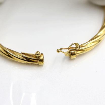 K18バングル　バングルサイズ約17cm　重量6.56ｇ（中古）