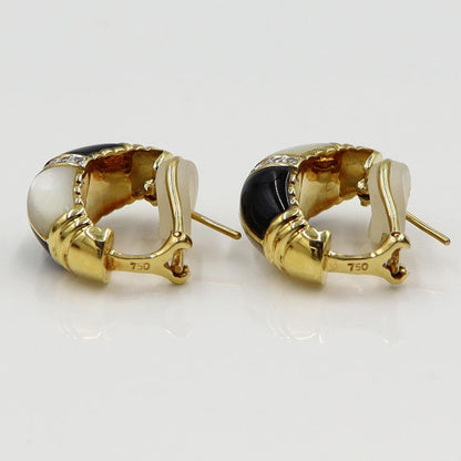 K18オニキス/白蝶貝ダイヤモンドピアス　D0.11ct　D0.11ct　重量14.32ｇ(両耳合計・石の重量含む)（中古）