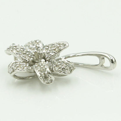 K18WGダイヤモンドペンダントトップ　「フラワー」　重量2.24ｇ　レディース（中古）