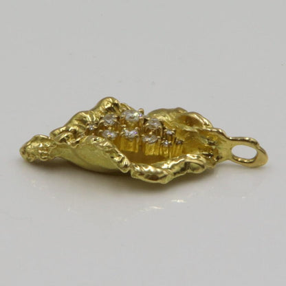 岩倉康二(イワクラ コウジ) K18ダイヤモンドペンダントトップ　D1.60ct　サイズ縦49.3mm・横25.0mm　重量19.38ｇ　レディース（中古）