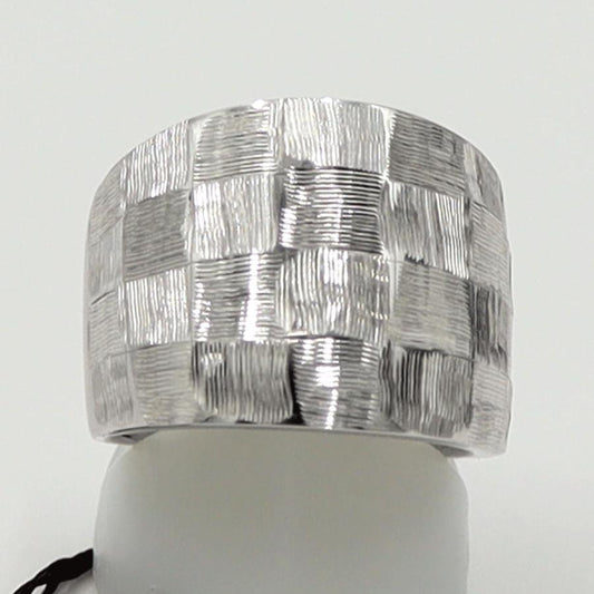 ウノアエレ(UNOAERRE) 750デザインリング　リングサイズ16号　重量4.18ｇ　レディース（中古）