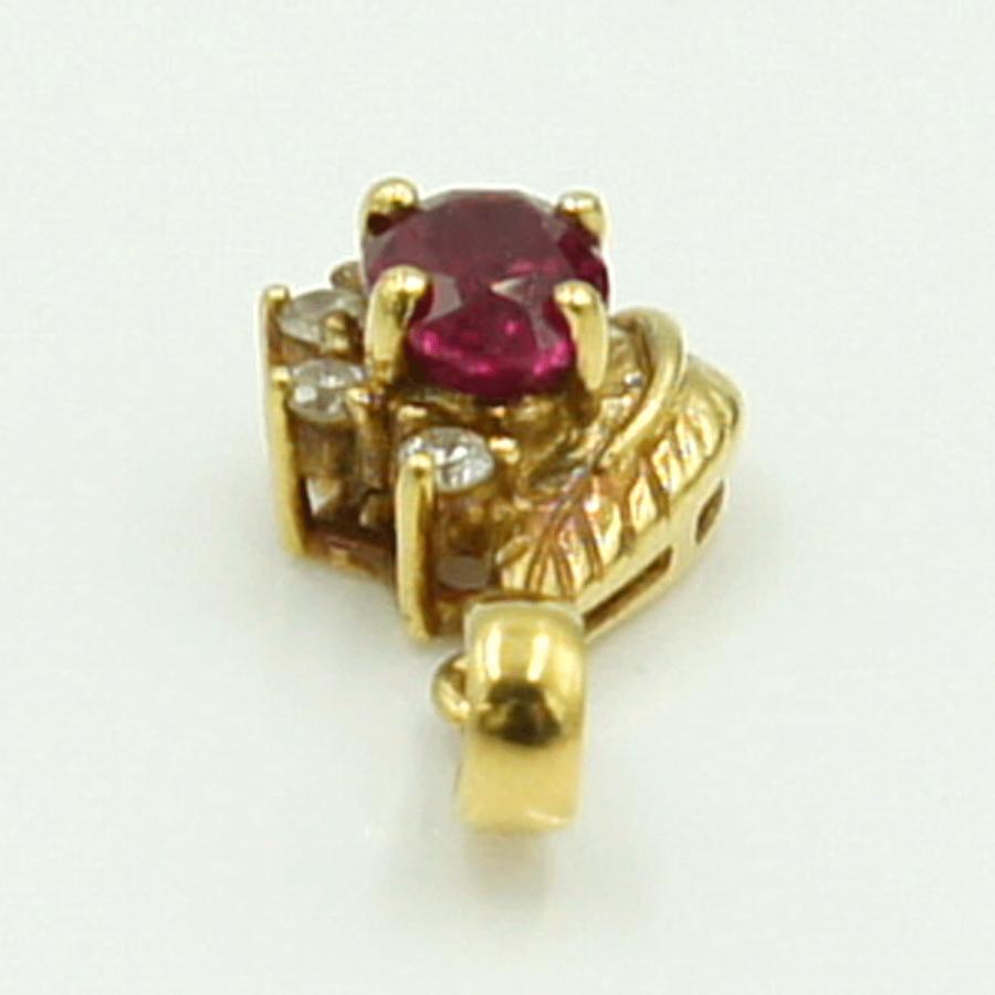 K18ルビーダイヤモンドペンダントトップ　重量0.94ｇ(石の重量含む)　レディース（中古）