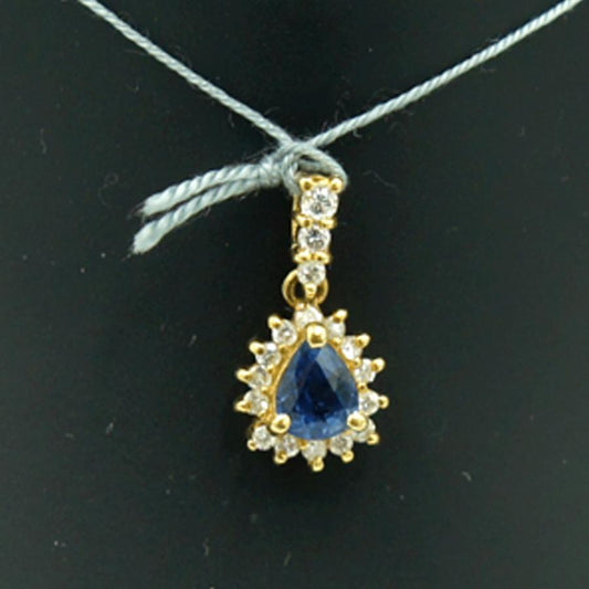 K18サファイアダイヤモンドペンダントトップ　D0.15ct　重量0.98ｇ(石の重量含む)　レディース（中古）