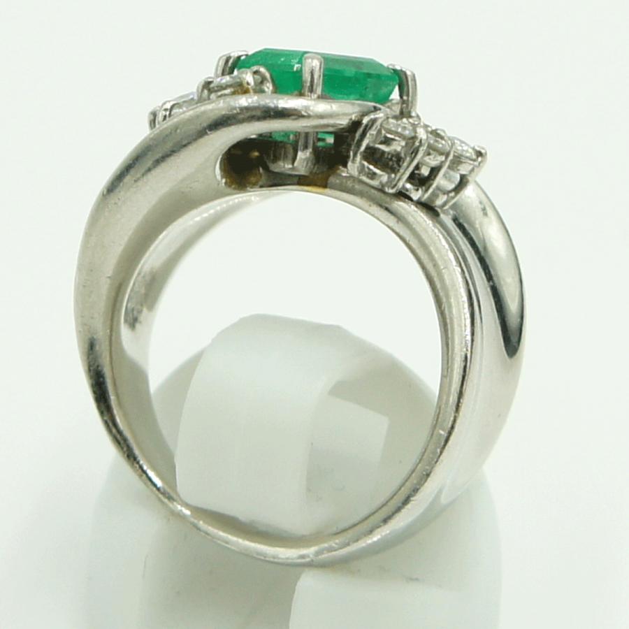 Pt900エメラルドダイヤリング　E1.33ct　D.0.35ct　リングサイズ11号　重量16.88ｇ(石の重量含む)　レディース（中古）