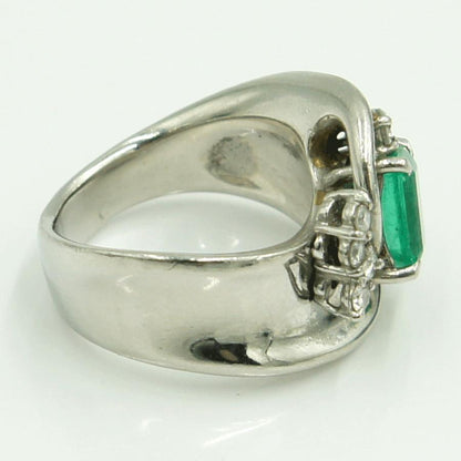 Pt900エメラルドダイヤリング　E1.33ct　D.0.35ct　リングサイズ11号　重量16.88ｇ(石の重量含む)　レディース（中古）