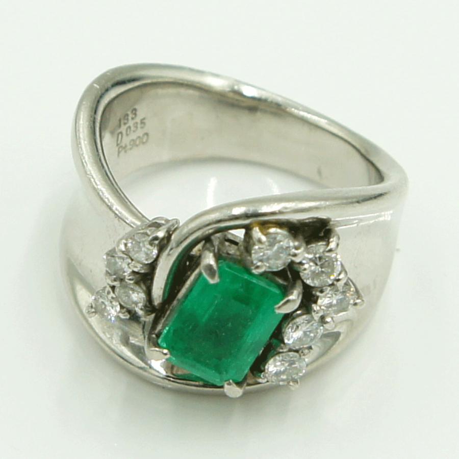 Pt900エメラルドダイヤリング　E1.33ct　D.0.35ct　リングサイズ11号　重量16.88ｇ(石の重量含む)　レディース（中古）
