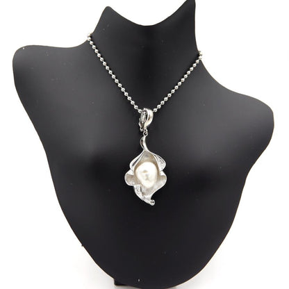 K14WGケシパールペンダントトップ　D0.07ct　重量5.54ｇ(石の重量含む)（中古）