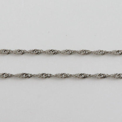 Pt900/850エメラルドネックレス　E4.245ct　D0.50ct　ネックレス長さ42cm　重量6.95ｇ(石の重量含む)（中古）