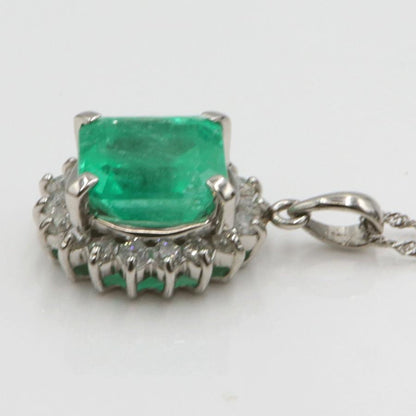 Pt900/850エメラルドネックレス　E4.245ct　D0.50ct　ネックレス長さ42cm　重量6.95ｇ(石の重量含む)（中古）