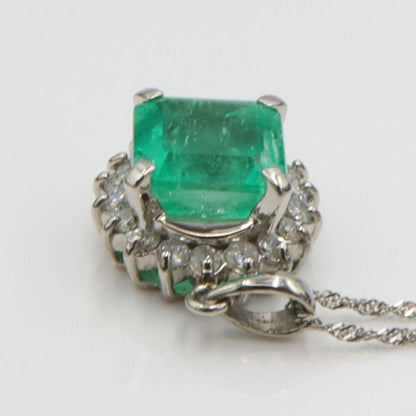 Pt900/850エメラルドネックレス　E4.245ct　D0.50ct　ネックレス長さ42cm　重量6.95ｇ(石の重量含む)（中古）