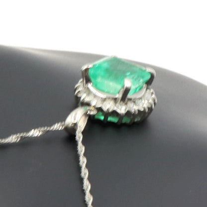 Pt900/850エメラルドネックレス　E4.245ct　D0.50ct　ネックレス長さ42cm　重量6.95ｇ(石の重量含む)（中古）