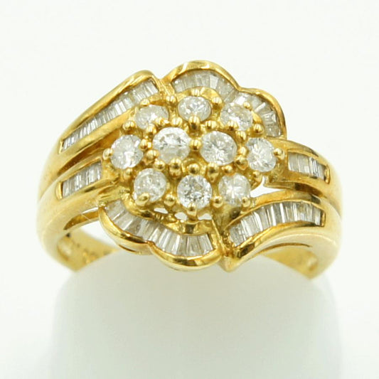 K18ダイヤモンドリング「フラワー」D1.00ct　リングサイズ13号　重量6.57ｇ(石の重量含む)（中古）