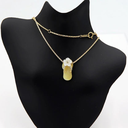 K18白蝶貝ペンダントネックレス 「サンダル」　重さ：7.03g(石の重量含む) レディース(中古)