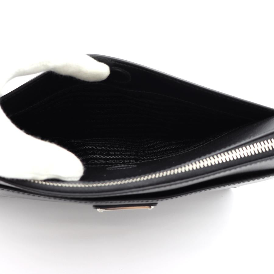プラダ（PRADAサフィアーノレザー　レザーポーチ　2VF032　クラッチバッグ　メンズ　レディース(中古・未使用)
