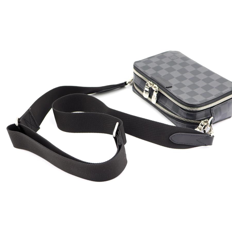 ルイヴィトン（LOUIS VUITTON） ダミエグラフィット　アルファ・ウェアラブル ウォレット　N60418　ショルダーバッグ　メンズ(中古)