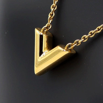 ルイヴィトン（LOUIS VUITTON)　エッセンシャルV　M61083　ネックレス　首回り42〜46cm　ゴールド　GP　レディース（中古）