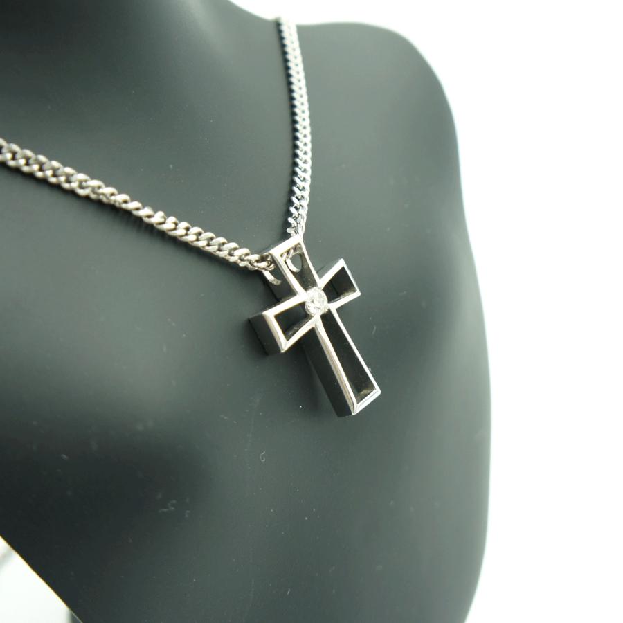 K18WGダイヤクロスネックレス　D0.21ct　15.88ｇ　ホワイトゴールド　レディース（中古）