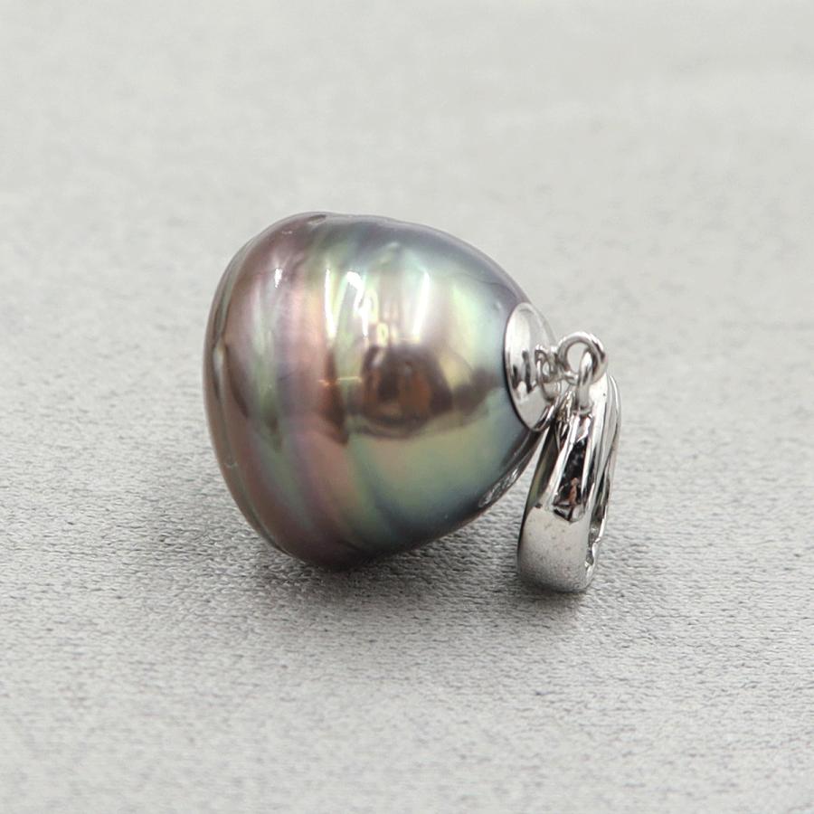 K14WGクロチョウペンダントトップ　重量4.64ｇ(石の重量含む)(中古)