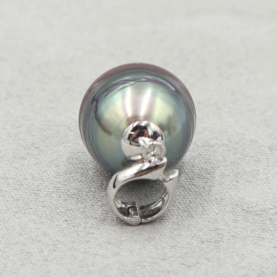 K14WGクロチョウペンダントトップ　重量4.64ｇ(石の重量含む)(中古)