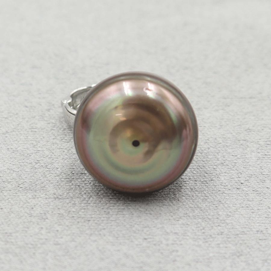 K14WGクロチョウペンダントトップ　重量4.64ｇ(石の重量含む)(中古)