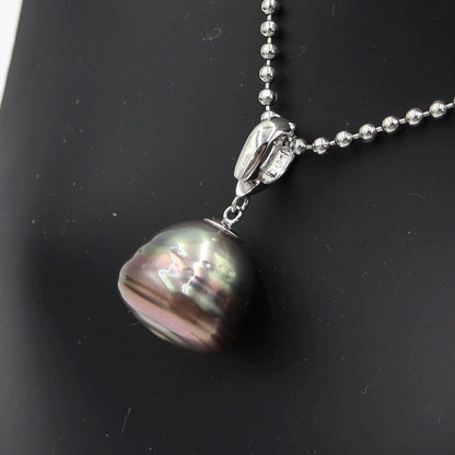 K14WGクロチョウペンダントトップ　重量4.64ｇ(石の重量含む)(中古)