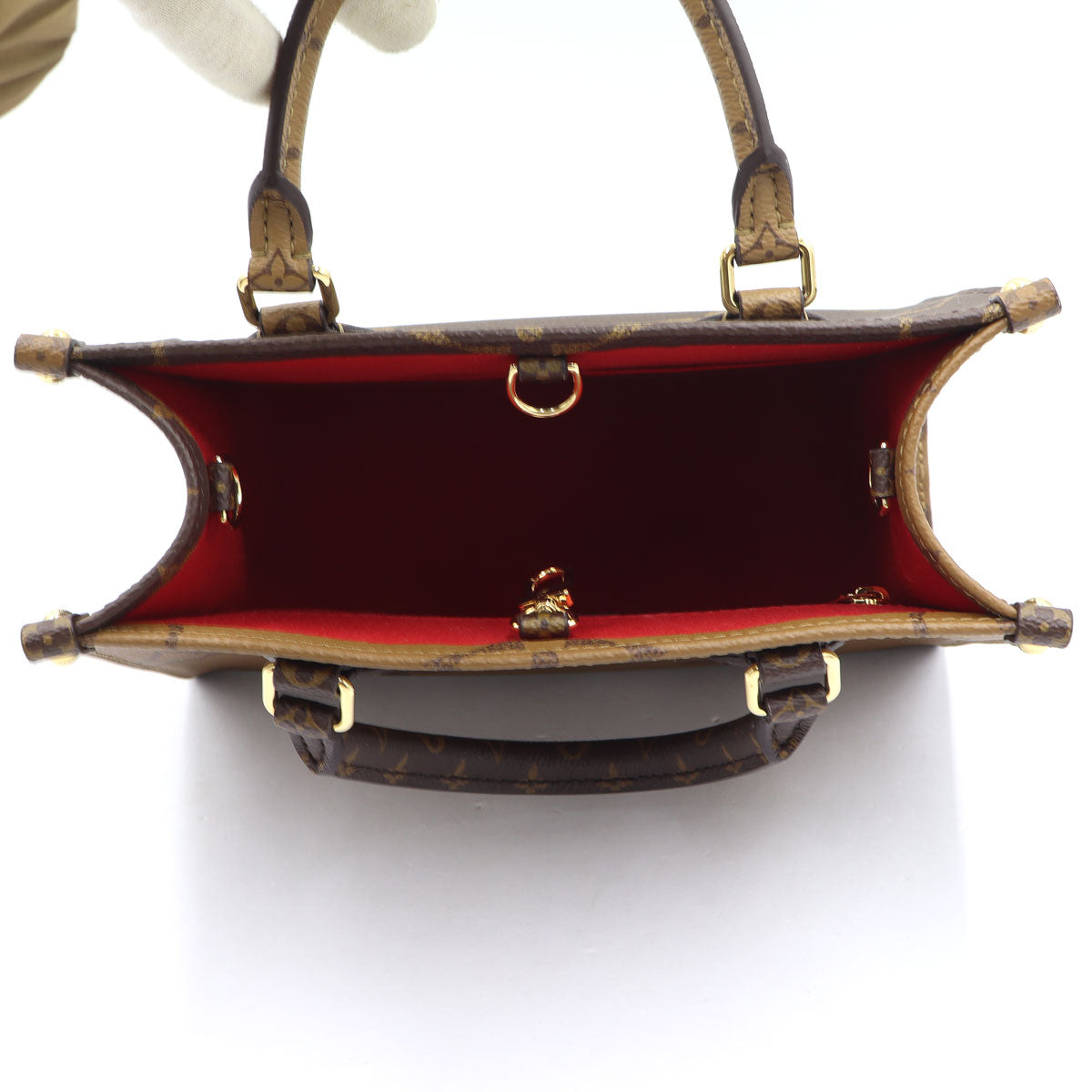 ルイヴィトン（LOUIS VUITTON）モノグラム　オンザゴーPM　M46373　ショルダーバッグ　トートバッグ　レディース(中古)