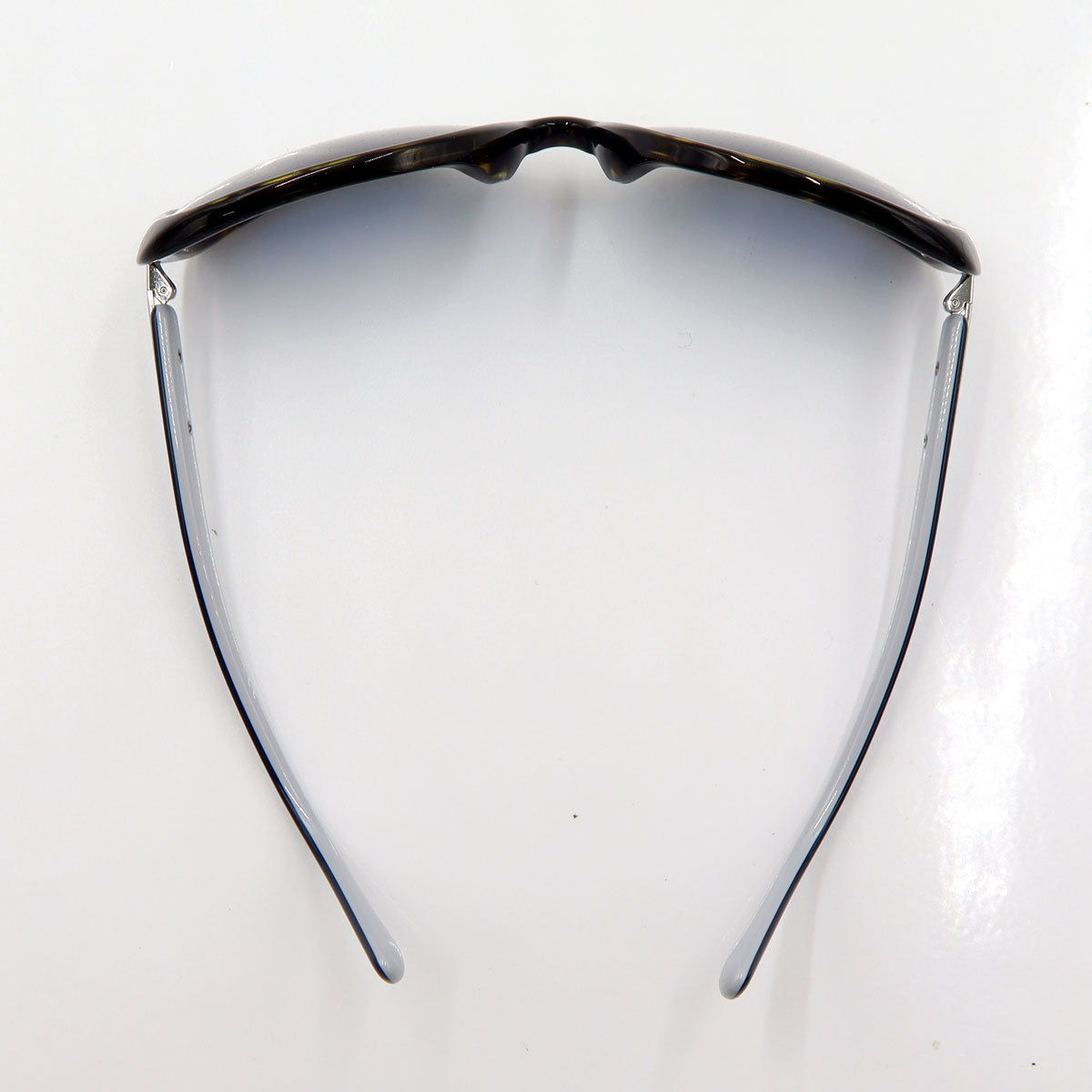 プラダ(PRADA)　サングラス　ブルー/2AU-1V1　鼻あて一体型　ユニセックス(中古)