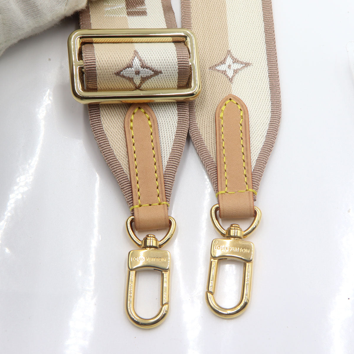 ルイ・ヴィトン(LOUIS VUITTON) 　モノグラム　ネヴァーフルBB　M46705　W24cm×H14.5cm×D9.0cm　レディース(中古)