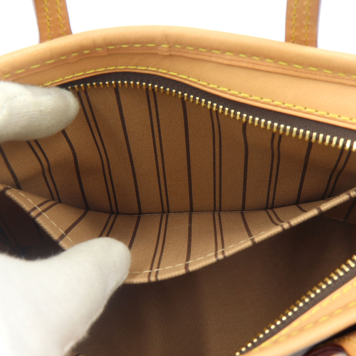 ルイ・ヴィトン(LOUIS VUITTON) 　モノグラム　ネヴァーフルBB　M46705　W24cm×H14.5cm×D9.0cm　レディース(中古)