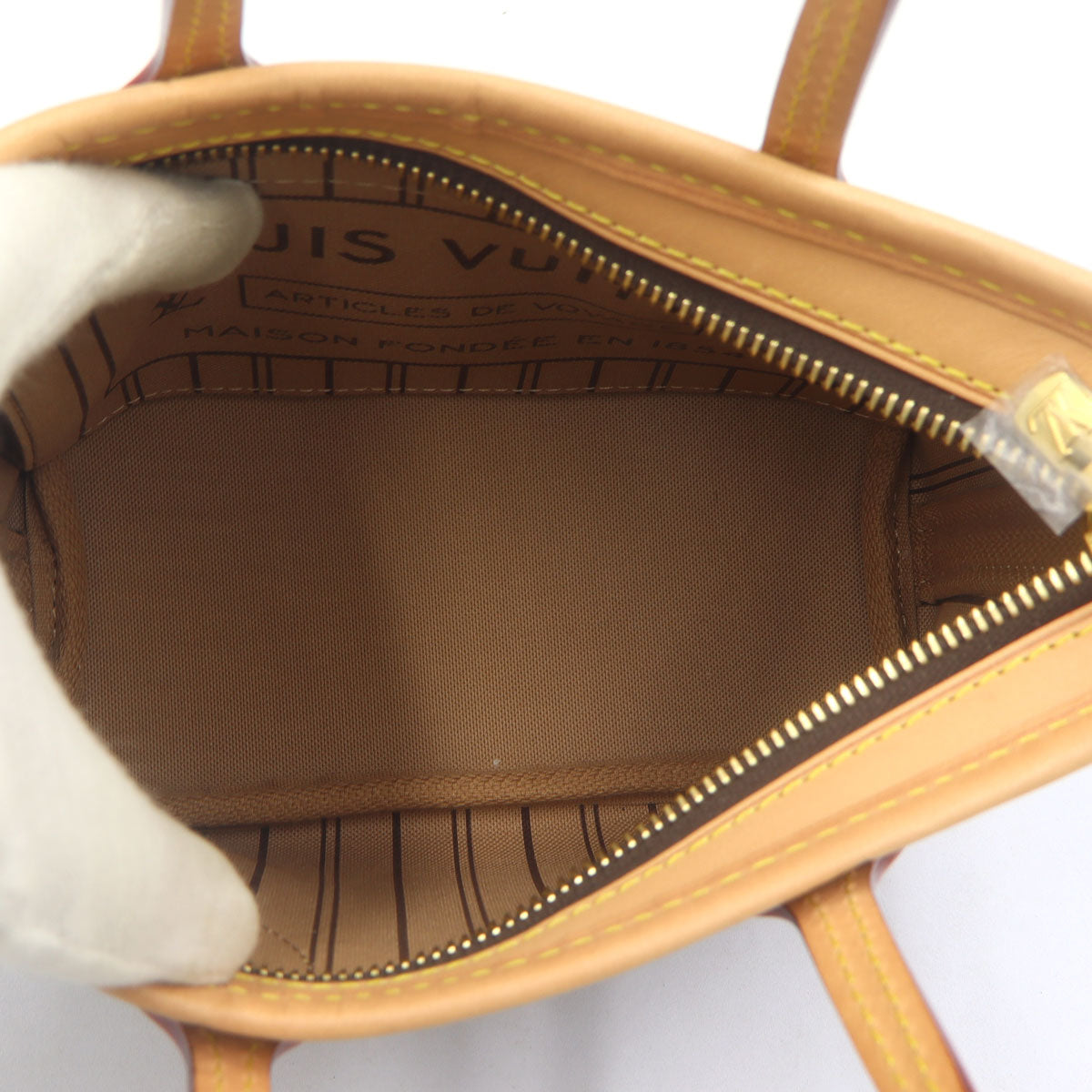 ルイ・ヴィトン(LOUIS VUITTON) 　モノグラム　ネヴァーフルBB　M46705　W24cm×H14.5cm×D9.0cm　レディース(中古)