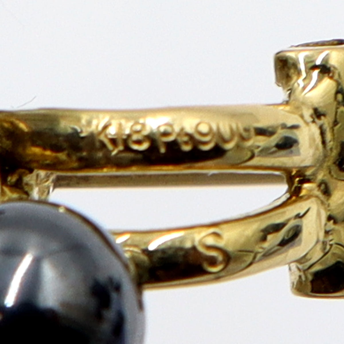 石川暢子(イシカワ ノブコ/デザイナー)　K18/Pt900デザインピアス　ヘマタイト　重量11.38g(両耳/石の重量含む)　レディース(中古)