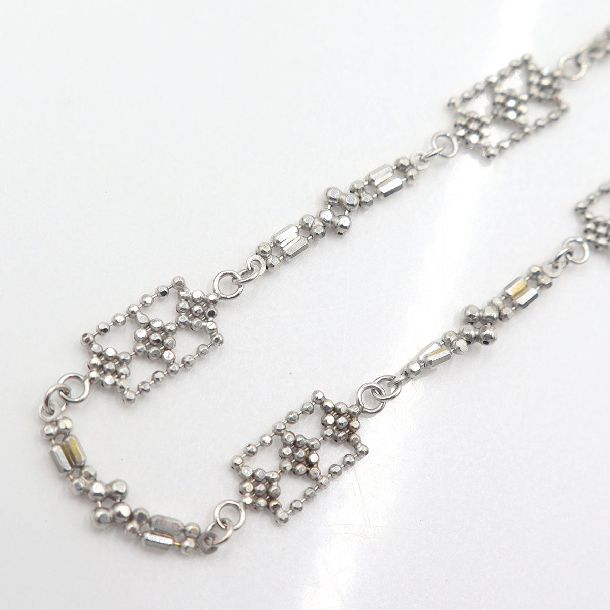 K18WGデザインブレスレット　腕回り17.5cm　重量2.39g　レディース(中古)