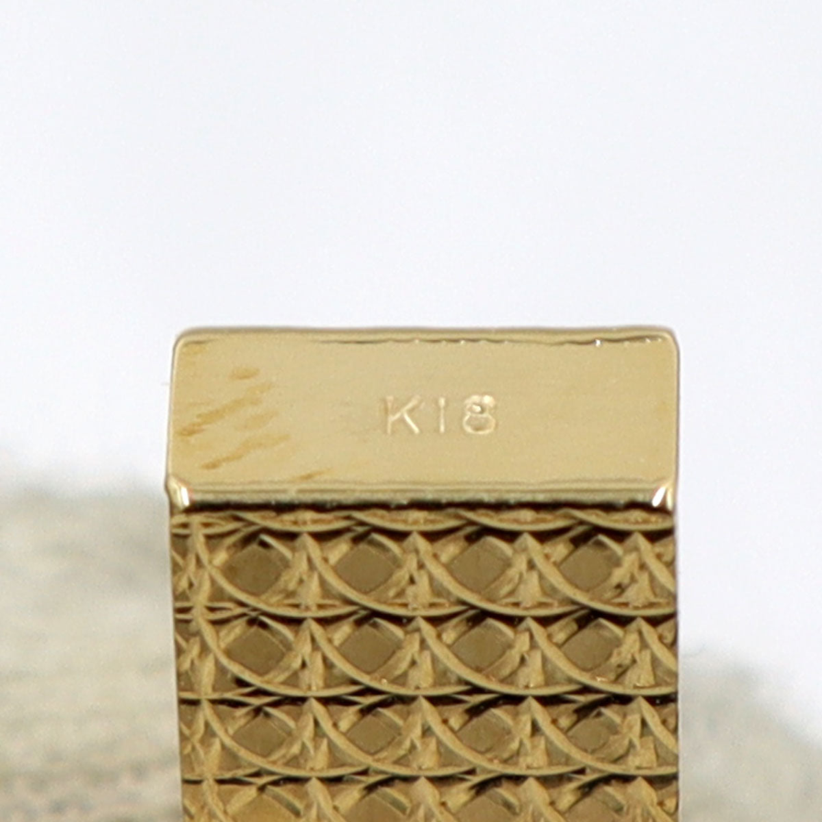 K18デザインペンダントトップ　重量1.33g　メンズ　レディース(中古)