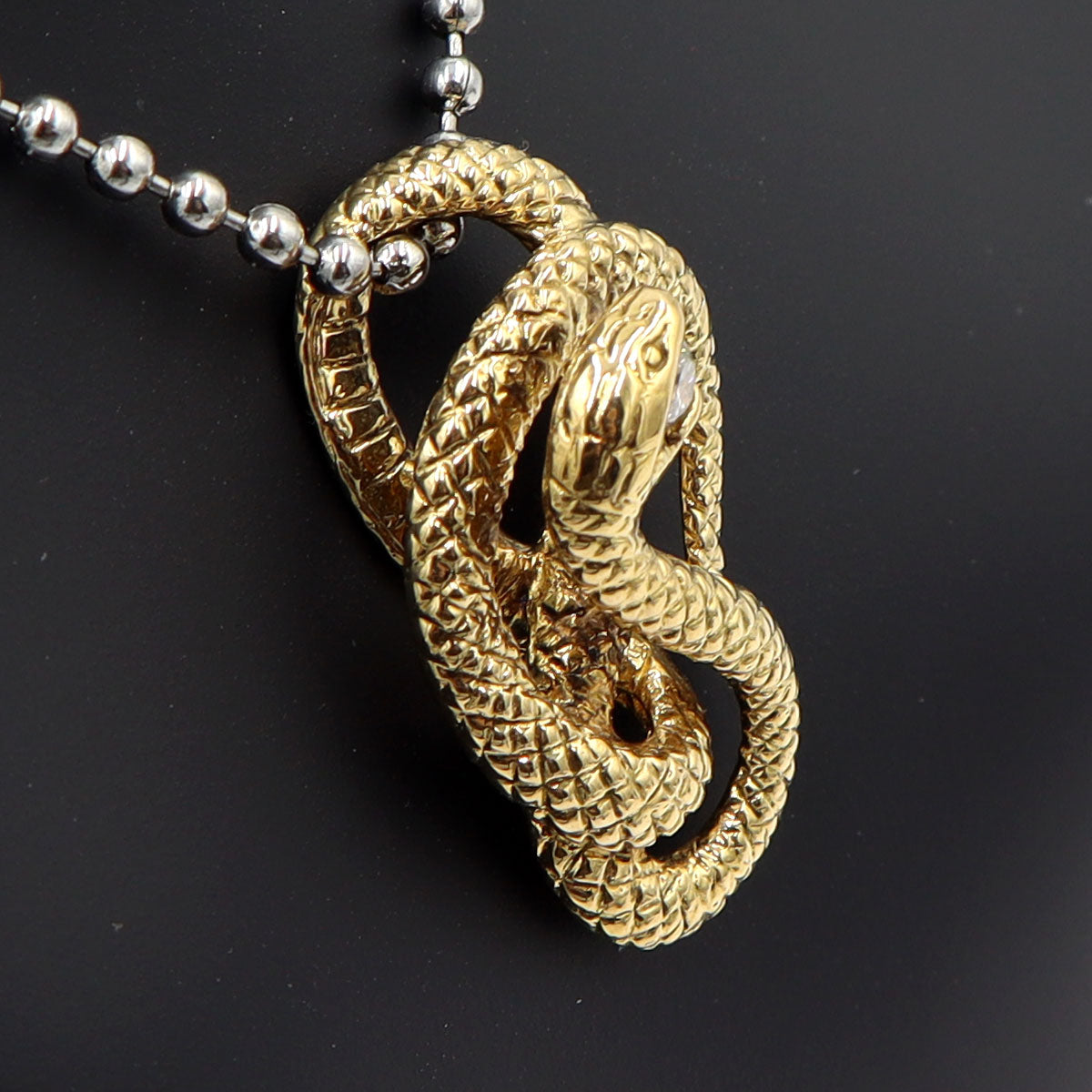 K18ダイヤモンドペンダントトップ「スネーク」　D0.09ct　重量5.53g(石の重量含む)　レディース(中古)